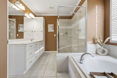 Tiny photo for 202 Comet Lane, Heyworth, IL 61745 (MLS # 12534392)