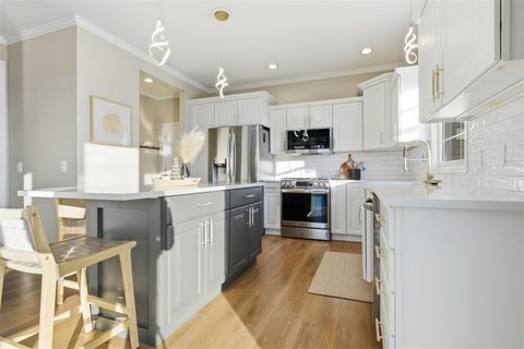 Tiny photo for 202 Comet Lane, Heyworth, IL 61745 (MLS # 12534392)