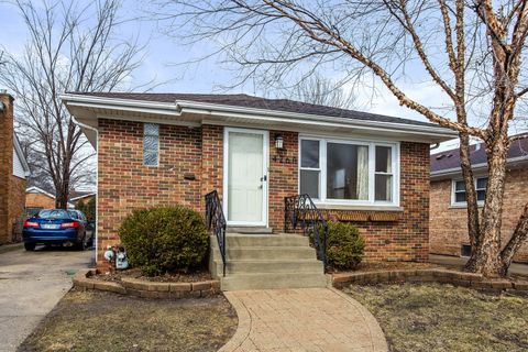 Photo of 4260 Main Street, Skokie, IL 60076 (MLS # 12587748)