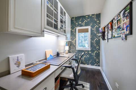 Tiny photo for 835 S Wright Street, Naperville, IL 60540 (MLS # 12644416)