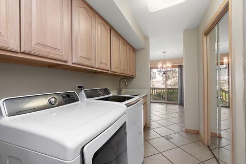 Tiny photo for 15 Laurel Oak Court, Burr Ridge, IL 60527 (MLS # 12485138)