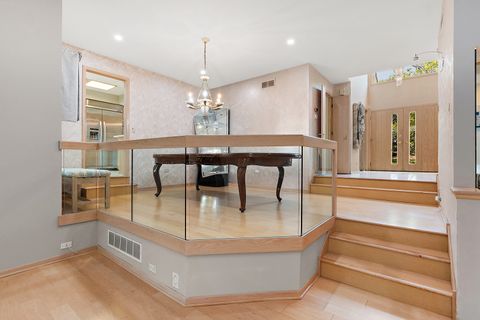 Tiny photo for 15 Laurel Oak Court, Burr Ridge, IL 60527 (MLS # 12485138)