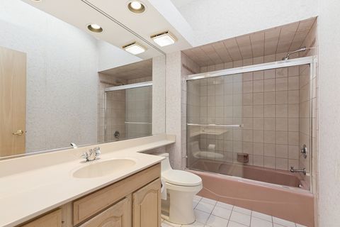 Tiny photo for 15 Laurel Oak Court, Burr Ridge, IL 60527 (MLS # 12485138)