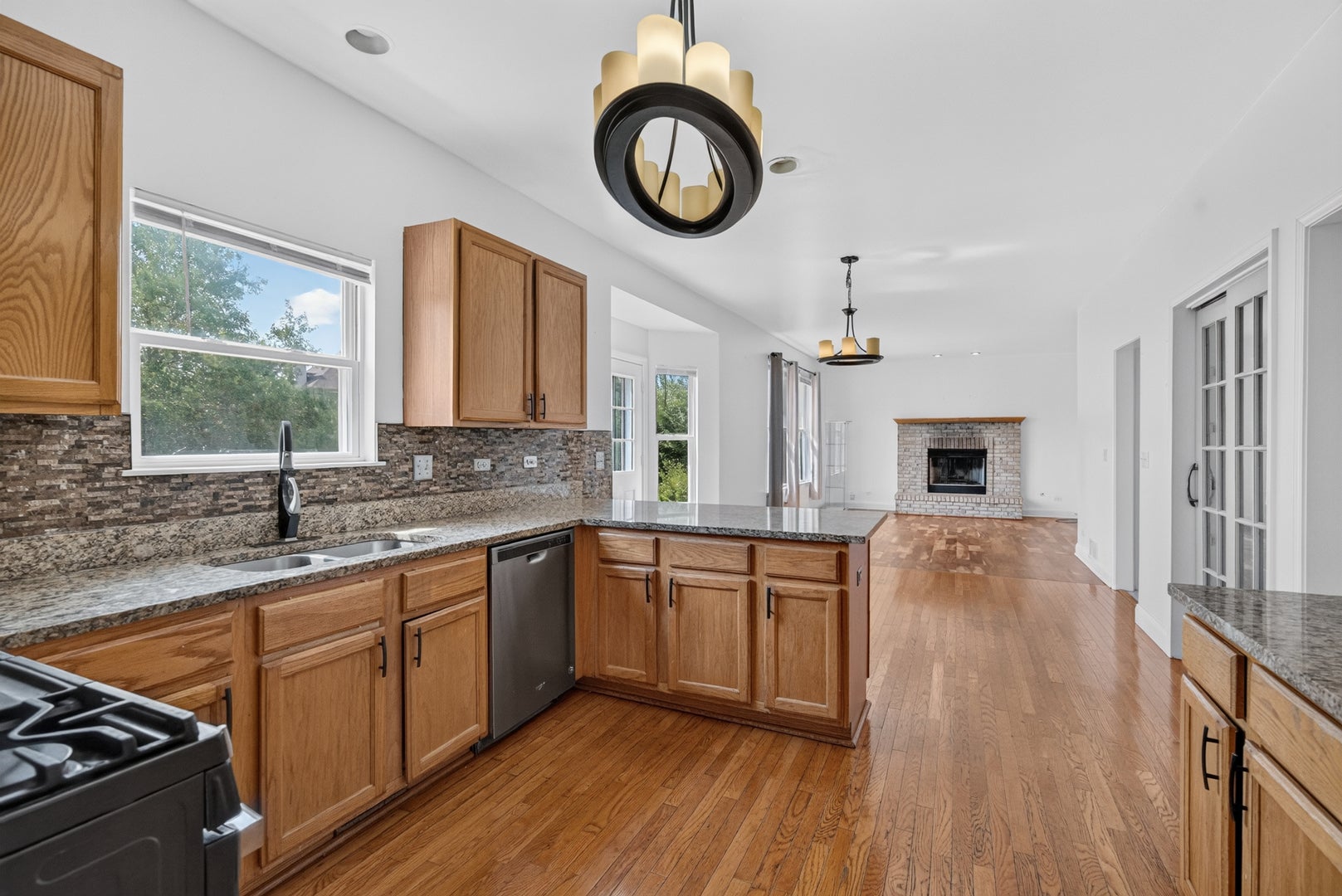 502 Crystal Court