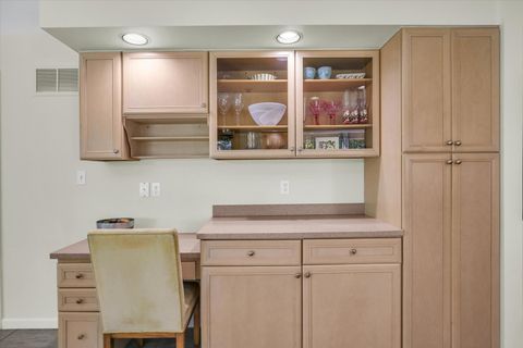 Tiny photo for 1806 Bentbrook Drive, Champaign, IL 61822 (MLS # 12482100)