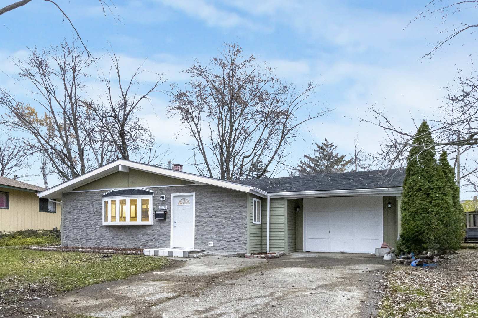 22339 Strassburg Avenue