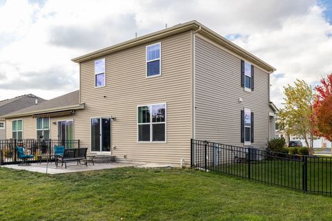 Tiny photo for 1064 Canary Avenue, Yorkville, IL 60560 (MLS # 12517782)