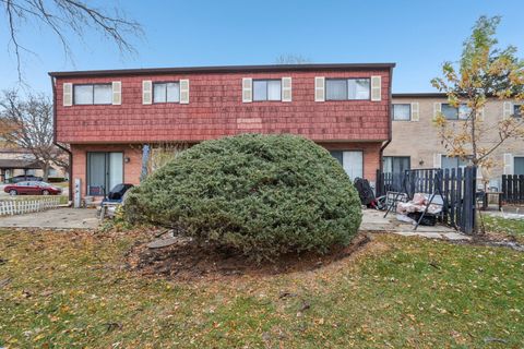 Tiny photo for 1637 Tahoe Circle Drive, Wheeling, IL 60090 (MLS # 12527696)