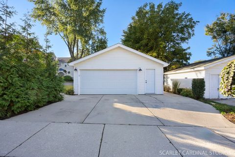 Tiny photo for 524 Western Avenue, Wheaton, IL 60187 (MLS # 12570052)