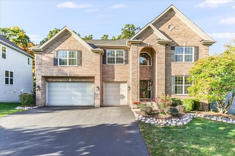 Photo of 130 Regency Drive, Bartlett, IL 60103 (MLS # 12465880) Photo of 130 Regency Drive, Bartlett, IL 60103 (MLS # 12465880)