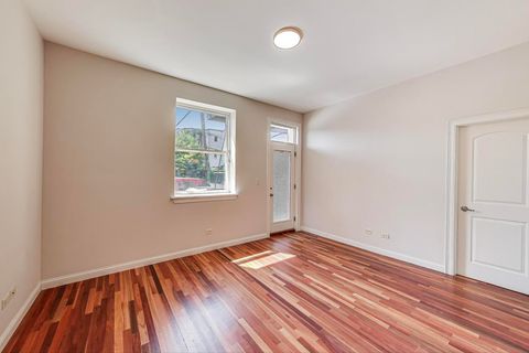 Tiny photo for 6318 S Greenwood Avenue #1, Chicago, IL 60637 (MLS # 12521513)