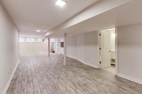 Tiny photo for 6318 S Greenwood Avenue #1, Chicago, IL 60637 (MLS # 12521513)