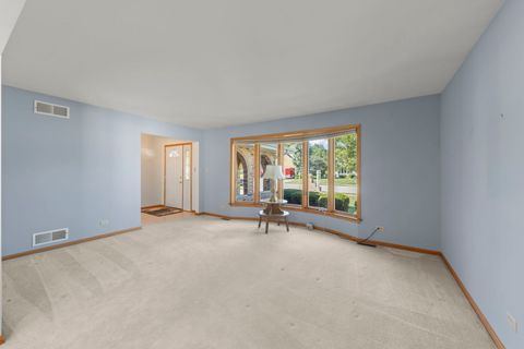 Tiny photo for 14051 E Laramie Court, Crestwood, IL 60418 (MLS # 12473880)