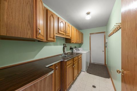 Tiny photo for 14051 E Laramie Court, Crestwood, IL 60418 (MLS # 12473880)
