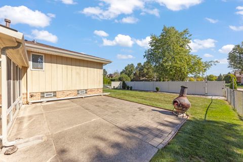 Tiny photo for 14051 E Laramie Court, Crestwood, IL 60418 (MLS # 12473880)