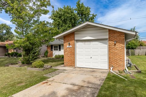 A home in Oak Forest