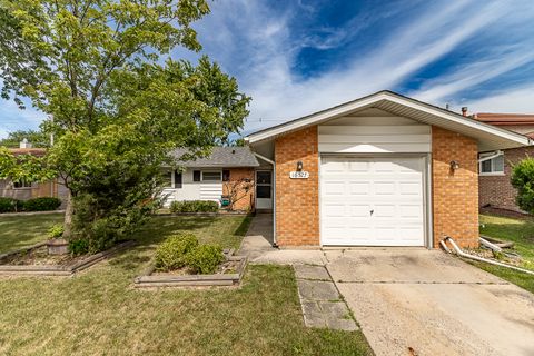 A home in Oak Forest