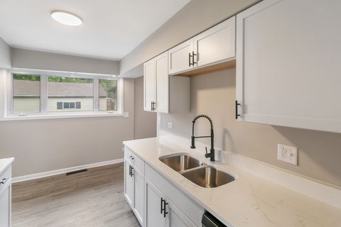 Tiny photo for 17303 Chicago Avenue, Lansing, IL 60438 (MLS # 12625019)