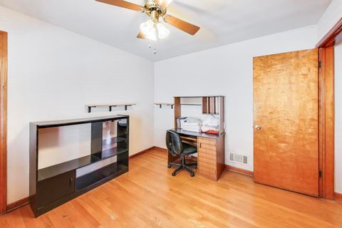 Tiny photo for 9422 S Spaulding Avenue, Evergreen Park, IL 60805 (MLS # 12591358)