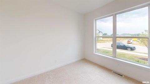 Tiny photo for 5885 BUTTERFIELD Drive, Bettendorf, IA 52722 (MLS # QC4267029)