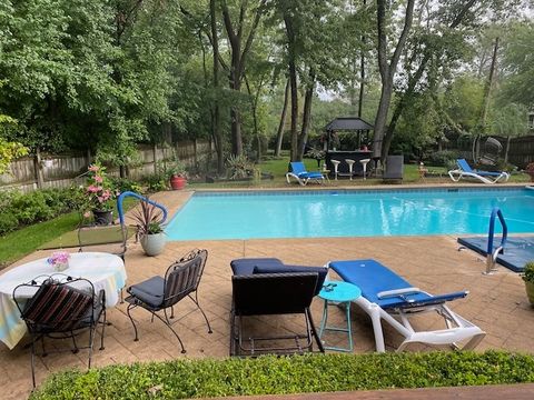 Tiny photo for 3240 Brookdale Lane, Northbrook, IL 60062 (MLS # 12566271)