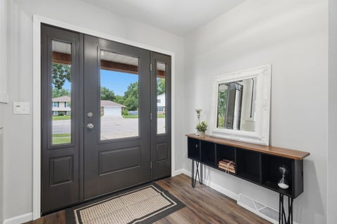 Tiny photo for 4415 Montclair Court, Bettendorf, IA 52722 (MLS # 12745439)