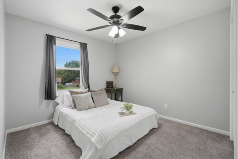 Tiny photo for 4415 Montclair Court, Bettendorf, IA 52722 (MLS # 12745439)