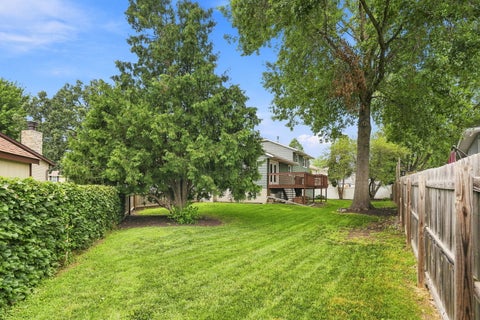 Tiny photo for 4415 Montclair Court, Bettendorf, IA 52722 (MLS # 12745439)