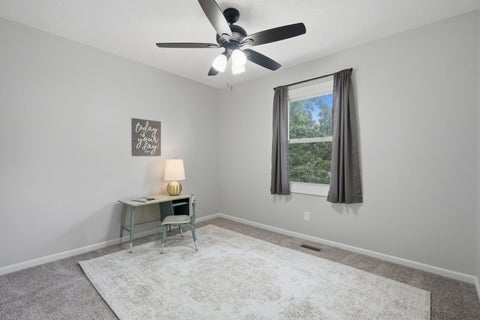 Tiny photo for 4415 Montclair Court, Bettendorf, IA 52722 (MLS # 12745439)