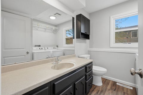 Tiny photo for 4415 Montclair Court, Bettendorf, IA 52722 (MLS # 12745439)