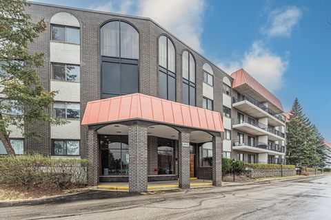 Tiny photo for 4901 Golf Road #410, Skokie, IL 60077 (MLS # 12606314)