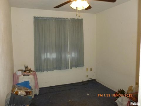 Tiny photo for 3703 13TH Avenue, Moline, IL 61265 (MLS # QC4269731)