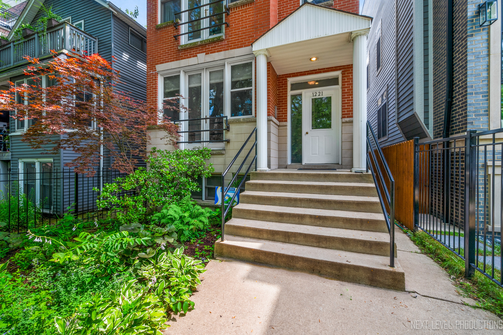 1221 W School Street 2