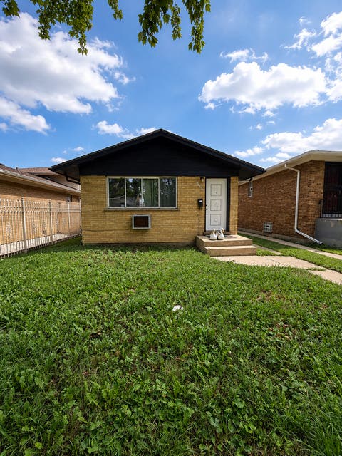 Photo of Chicago, IL 60643 (MLS # 12599843)