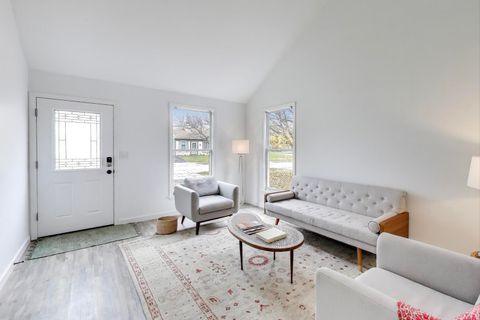 Tiny photo for 1011 Wesley Lane, Algonquin, IL 60102 (MLS # 12524839)