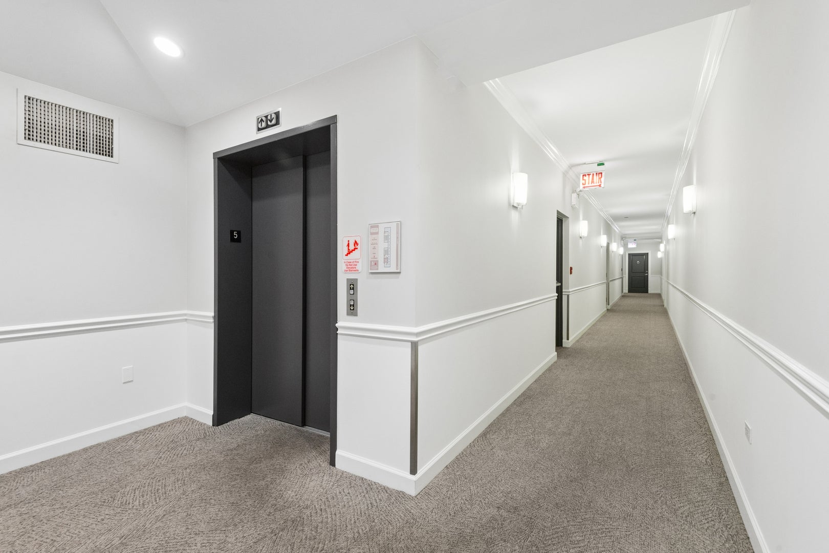 1429 N Wells Street 502