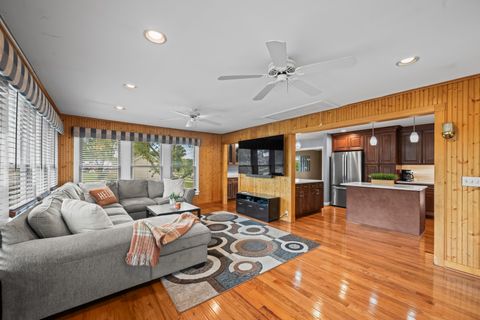 Tiny photo for 3590 Winston Drive, Hoffman Estates, IL 60192 (MLS # 12491980)