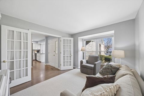 Tiny photo for 2612 Ashley Woods Drive, Westchester, IL 60154 (MLS # 12598324)