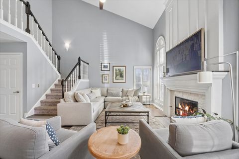 Tiny photo for 2612 Ashley Woods Drive, Westchester, IL 60154 (MLS # 12598324)