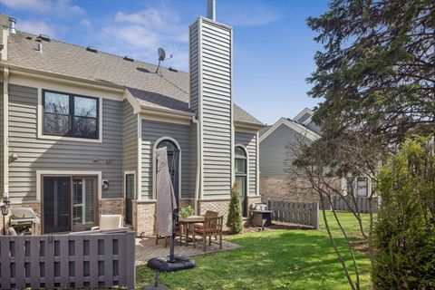 Tiny photo for 2612 Ashley Woods Drive, Westchester, IL 60154 (MLS # 12598324)