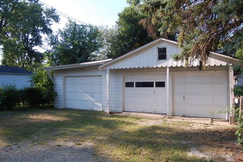 A home in DOWNERS GROVE