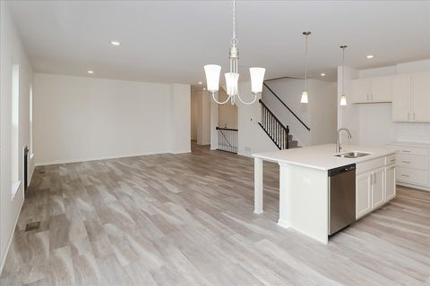 Tiny photo for 860 Preston Court, Oswego, IL 60543 (MLS # 12480084)