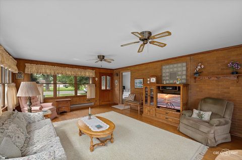 Tiny photo for 12045 Greenwood Avenue, Blue Island, IL 60406 (MLS # 12458064)