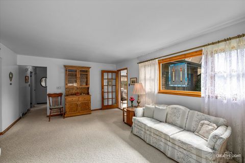 Tiny photo for 12045 Greenwood Avenue, Blue Island, IL 60406 (MLS # 12458064)