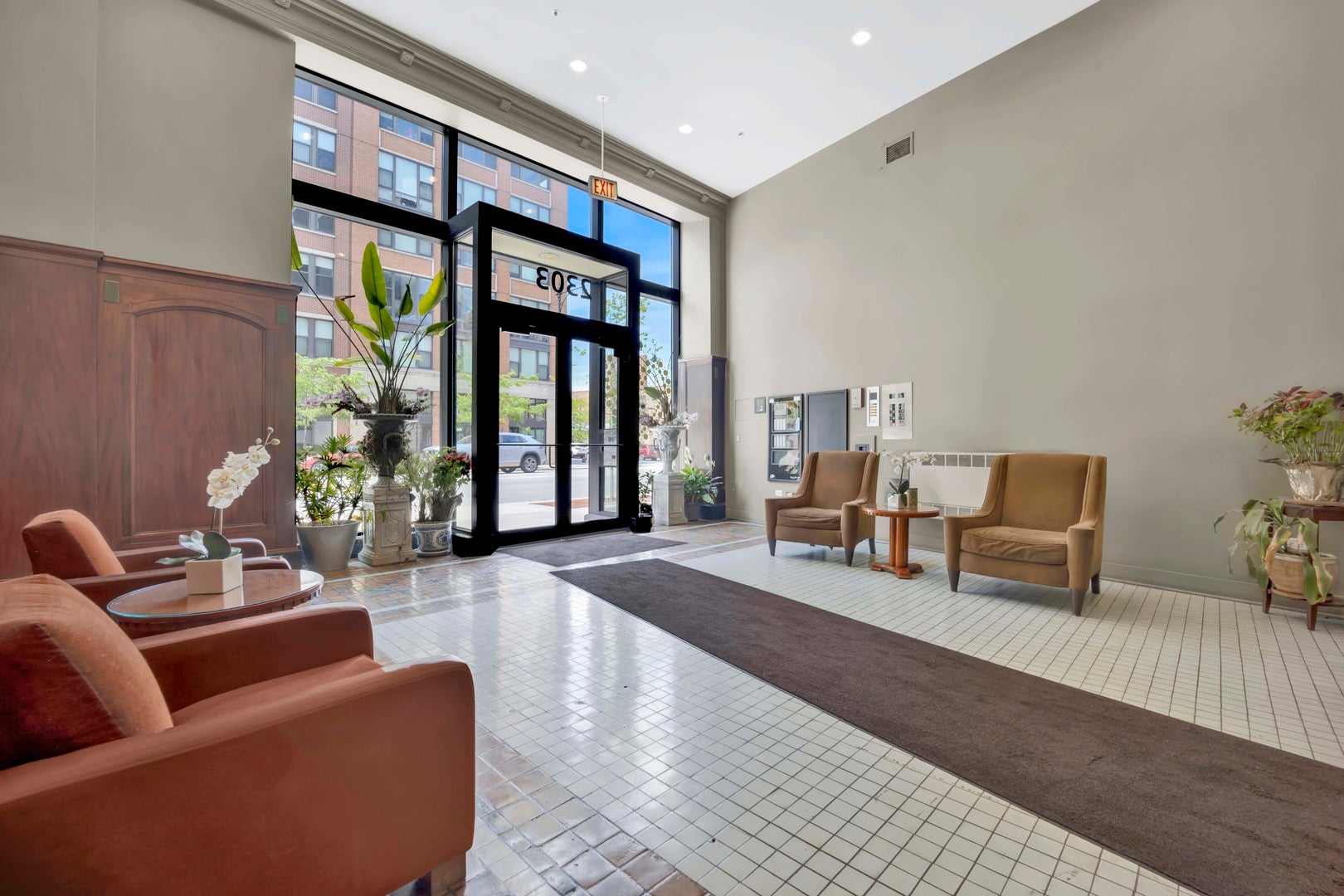 2303 S MICHIGAN Avenue 507