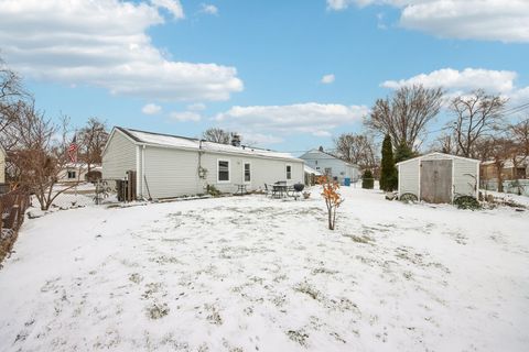Tiny photo for 916 Mulberry Lane, Streamwood, IL 60107 (MLS # 12593259)