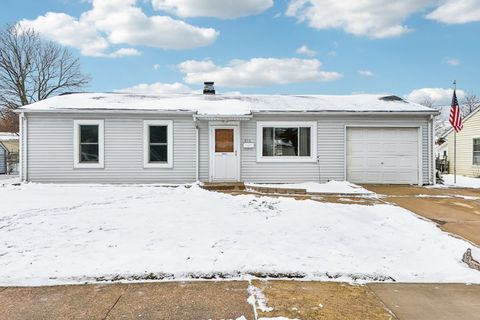 Photo of 916 Mulberry Lane, Streamwood, IL 60107 (MLS # 12593259)