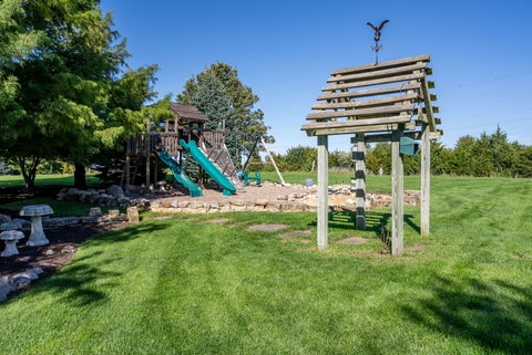 Tiny photo for 1108 Scenic Hill Lane, De Witt, IA 52742 (MLS # 12784456)