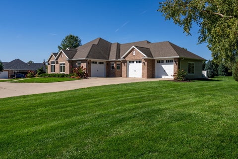 Tiny photo for 1108 Scenic Hill Lane, De Witt, IA 52742 (MLS # 12784456)