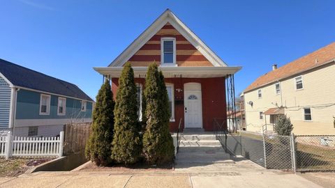 Photo of 10710 S Green Bay Avenue, Chicago, IL 60617 (MLS # 12590345)